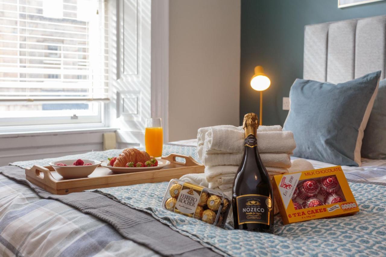 Stylish 2Bed Apartment Underneath Edinburgh Castle المظهر الخارجي الصورة
