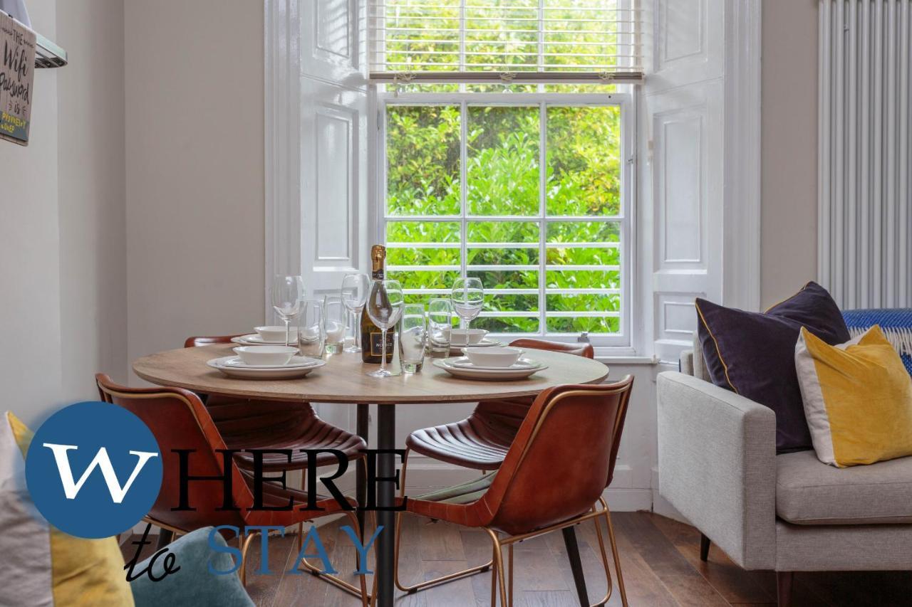Stylish 2Bed Apartment Underneath Edinburgh Castle المظهر الخارجي الصورة